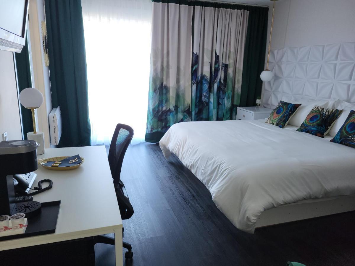 Motel Au Rocher Du Cap Cap-Saint-Ignace 外观 照片